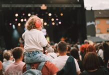 6 Reasons To Make Outdoor Summer Concerts a Family Tradition